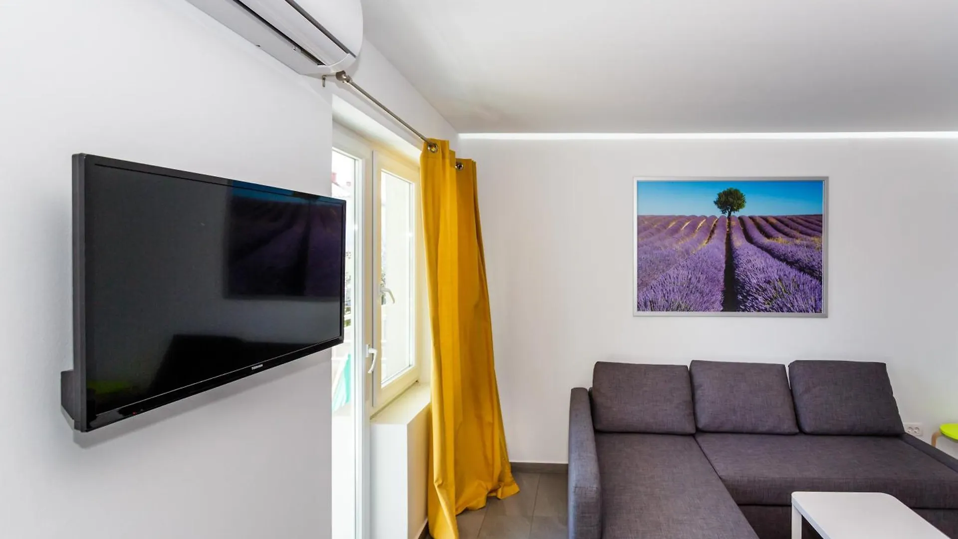 Golden Island Apartments 2 Krk Town 0*,  Croatia